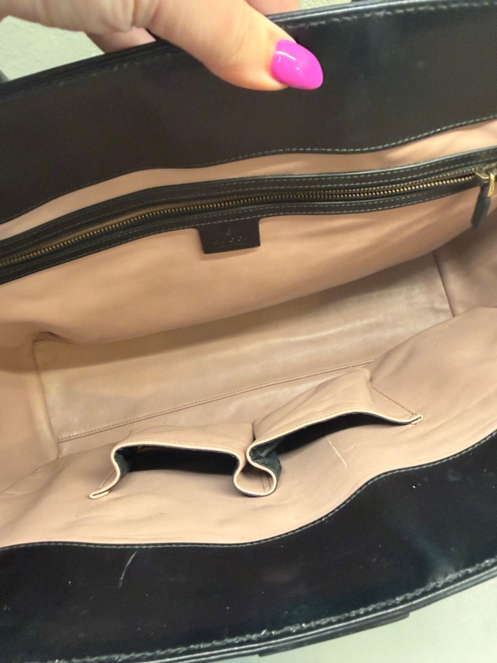 Gucci Leopard Print Tote with Black Leather and Gold Hardware - Picture 6 of 9